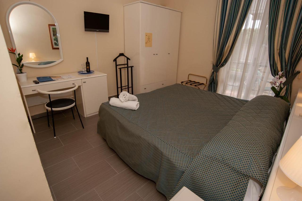 Hotel Posta Dependance Chianciano Terme Eksteriør bilde